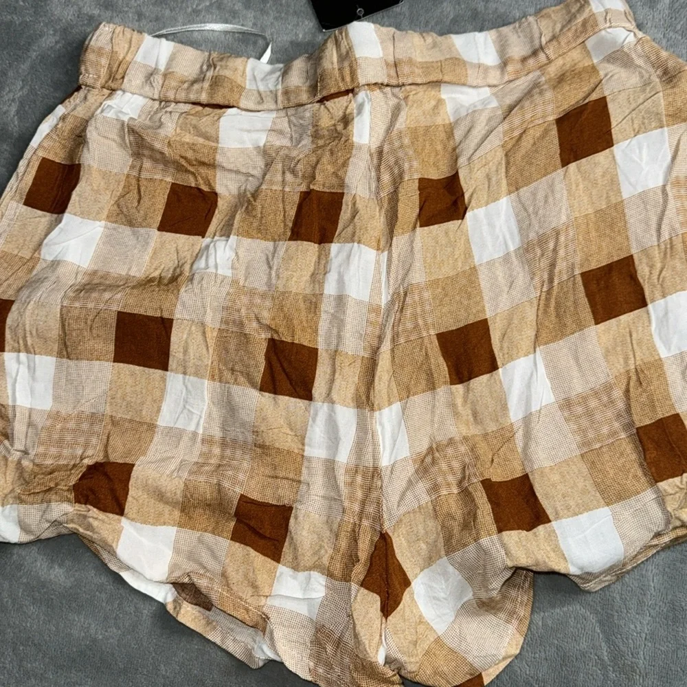 Set - Picture 4 of 4